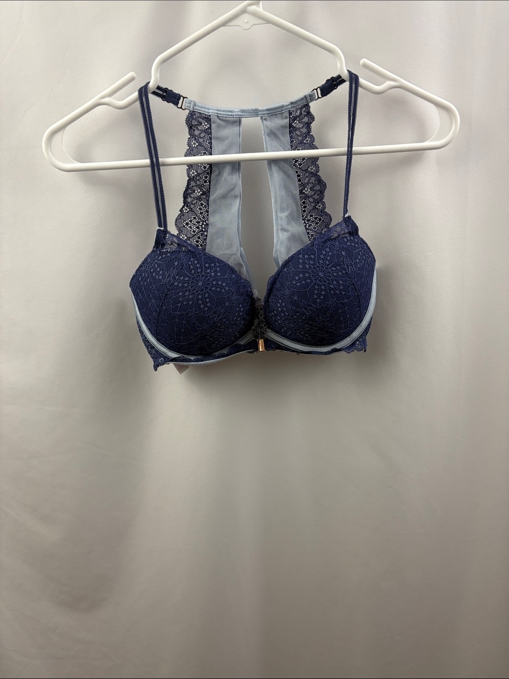 PINK Victoria's Secret Date Push Up Bra Size 32D Blue Front Close Racerback